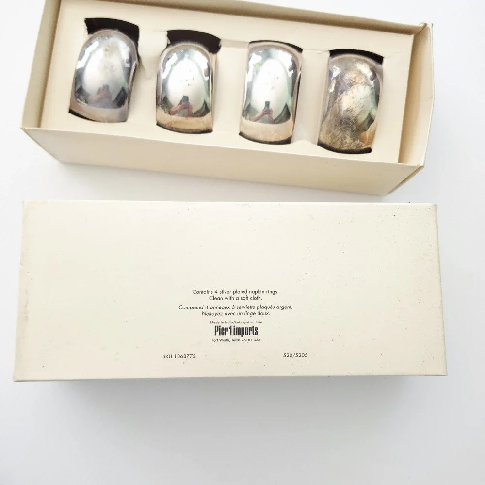 Pier One Silver Plated Napkin Rings Lot Of 8 Discontinued‎ NIB